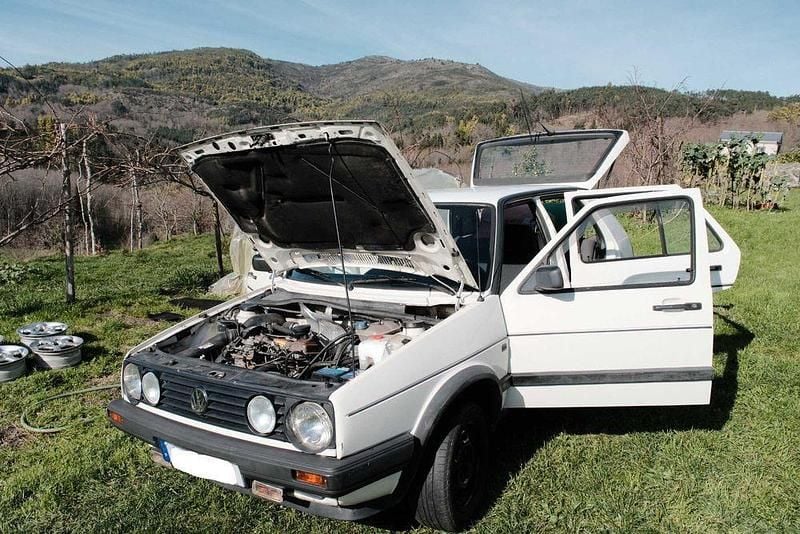 Usado VW Golf II 70 HP (51 kW) 1988 Citadino