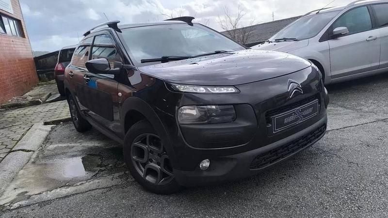 Usado Citroën C4 Cactus 100 HP (73 kW) 2014 Preto Citadino