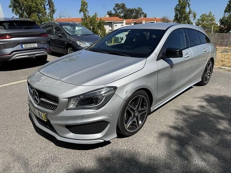 Usado 2016 Mercedes CLA180 Shooting Brake AMG Carrinha | € 20.500 (Preço justo) - Imagem 1/4
