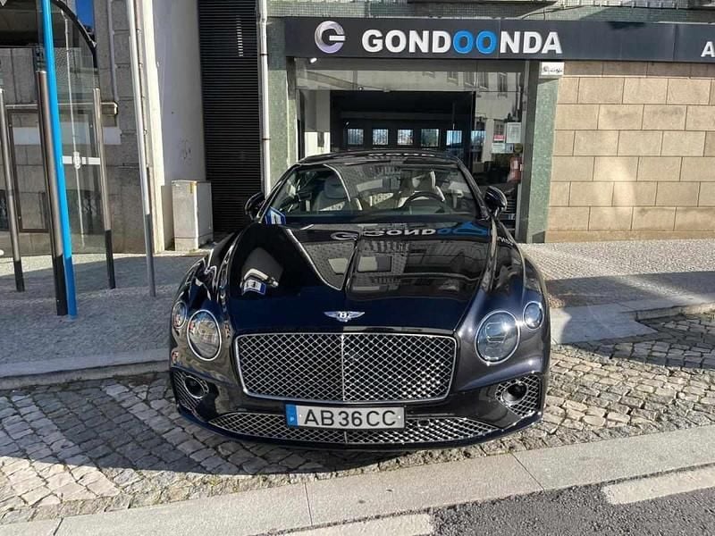 Usado Bentley Continental 550 HP (404 kW) 2020 Preto