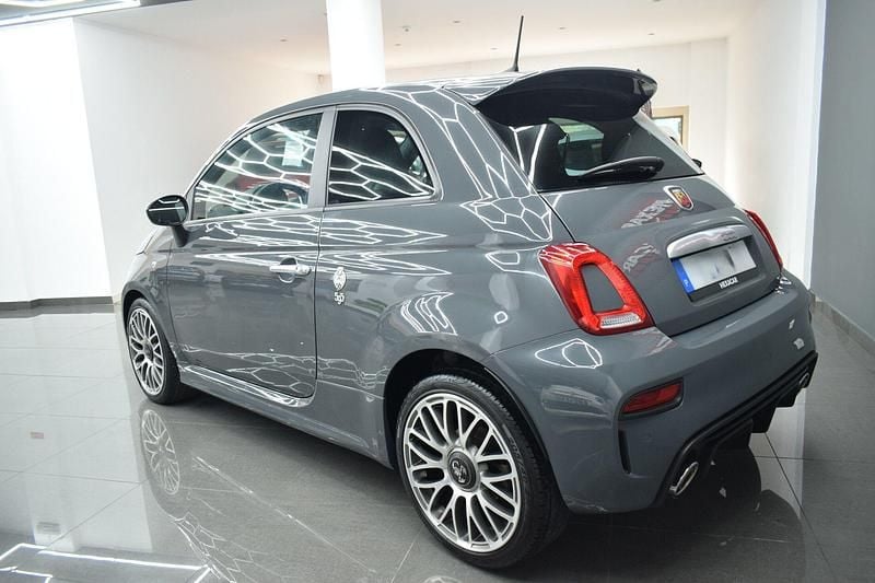 Usado Abarth 500 145 HP (106 kW) 2019 Cinza Citadino