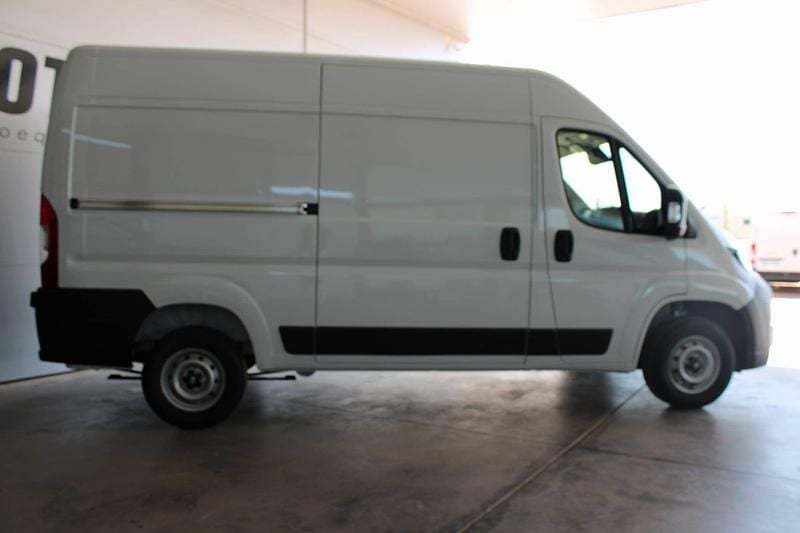 Novo Fiat Ducato 33 140 HP (102 kW) 2025 Branco Van