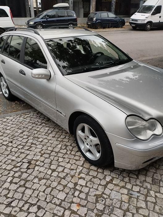Usado 2004 Mercedes C220 Carrinha | € 6.990 (Preço justo) - Imagem 1/4
