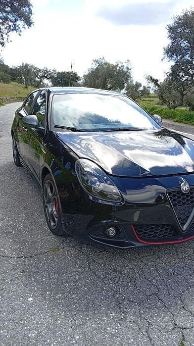 Usado 2013 Alfa Romeo Giulietta Citadino | € 13.000 - Imagem 1/4