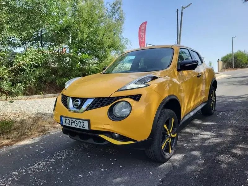 Amarelo Usado 2014 Nissan Juke Tekna SUV | € 16.900 - Imagem 1/4