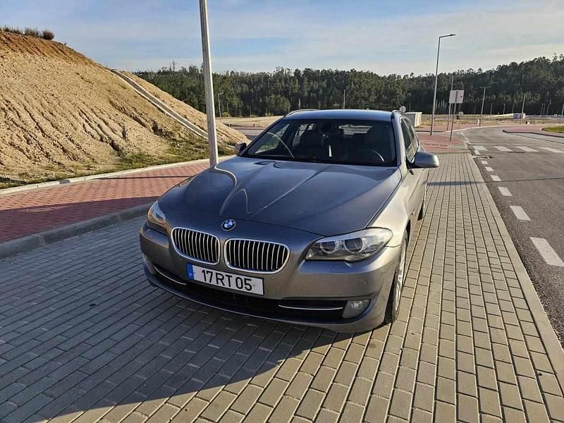 Usado BMW 520 184 HP (135 kW) 2012 Cinzento
