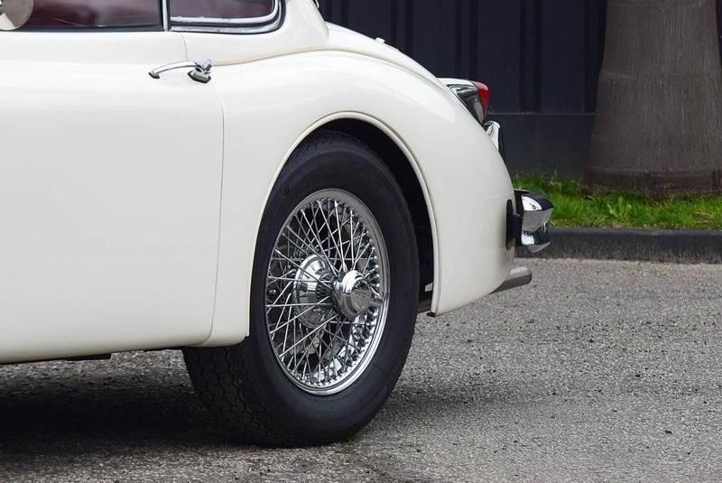 Usado Jaguar XK 190 HP (139 kW) 1960 Branco