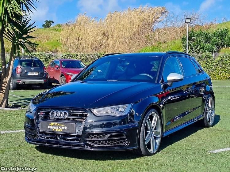 Usado Audi S3 Sportback S-Line 301 HP (221 kW) 2015 Preto Citadino