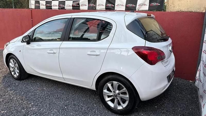 Usado Opel Corsa Edition 95 HP (69 kW) 2017 Branco Citadino