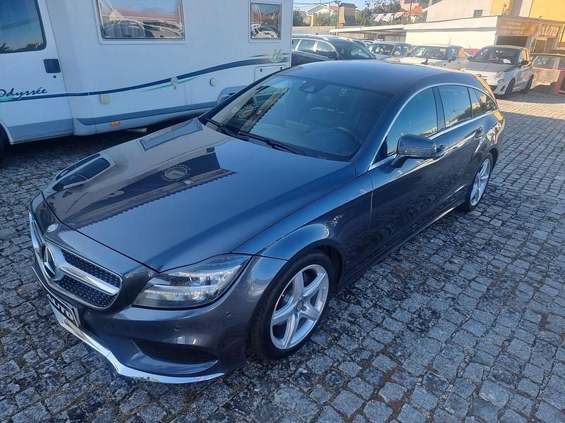 Cinza Usado 2015 Mercedes CLS220 AMG Carrinha | € 22.500 - Imagem 1/4