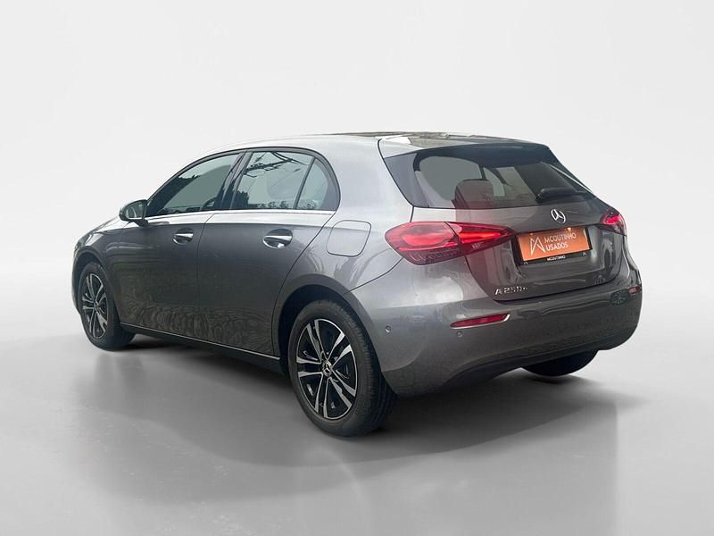 Usado Mercedes A250 218 HP (160 kW) 2024 Cinza Sedan