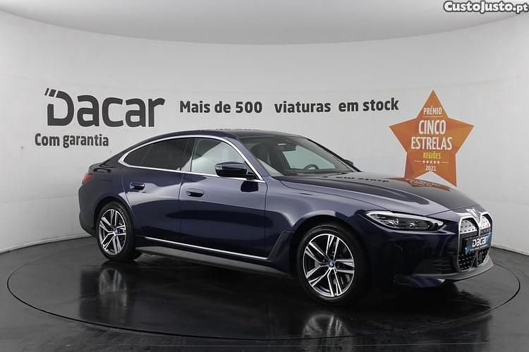 Azul Usado 2023 BMW i4 Sedan | € 39.899 (Preço justo) - Imagem 1/1