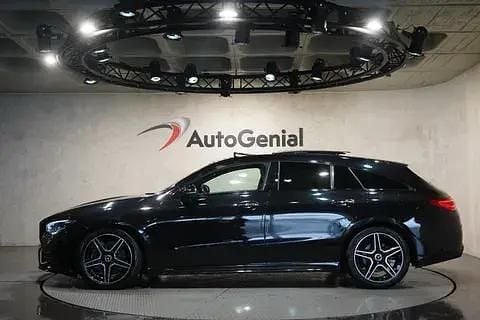 Usado Mercedes CLA200 Progressive 163 HP (119 kW) 2022 Preto Carrinha