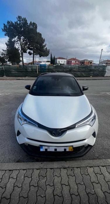 Usado 2019 Toyota C-HR Comfort SUV | € 20.000 (Super Preço) - Imagem 1/4