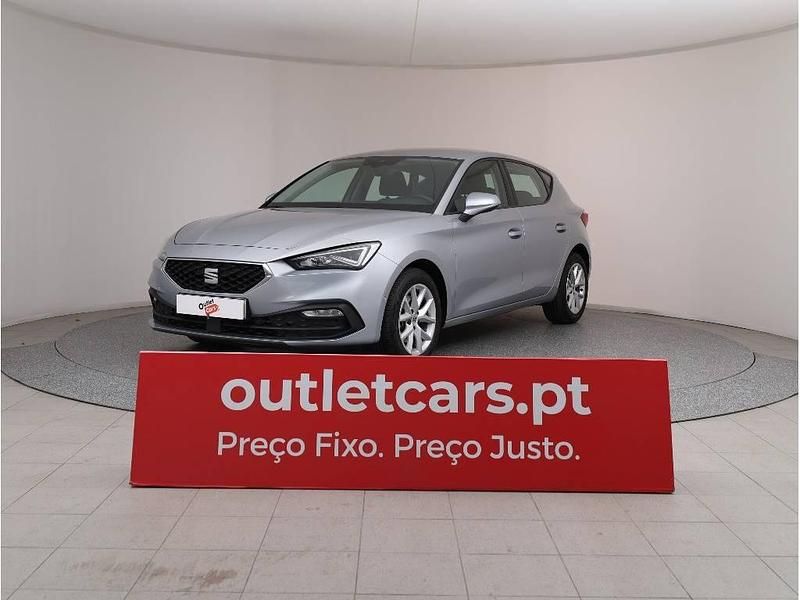 Cinzento claro metalizado Usado 2022 Seat Leon Style | € 18.950 (Preço justo) - Imagem 1/4