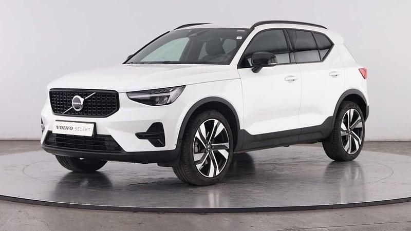 Usado Volvo XC40 163 HP (119 kW) 2025 Branco SUV