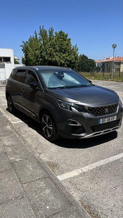 Usado 2018 Peugeot 5008 GT-line Monovolume | € 24.000 - Imagem 1/4