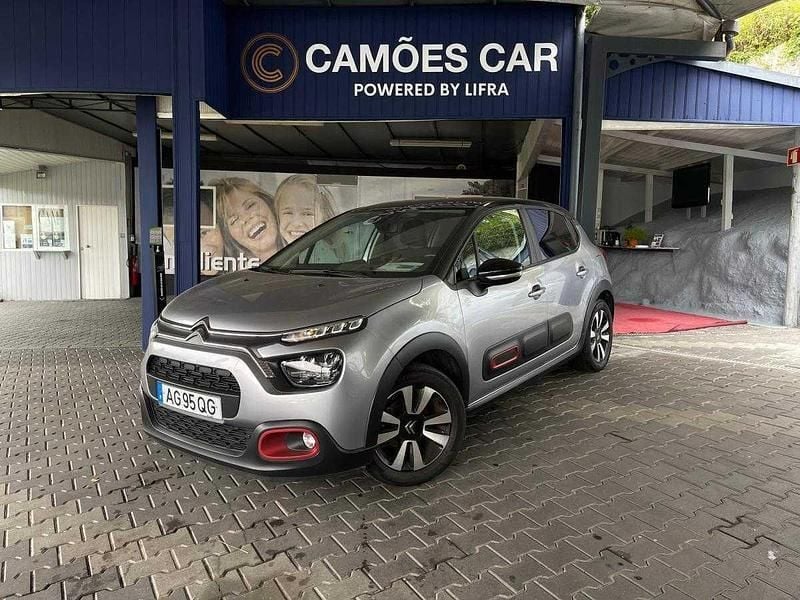 Cinza Usado 2021 Citroën C3 PureTech Citadino | € 14.980 (Preço justo) - Imagem 1/4