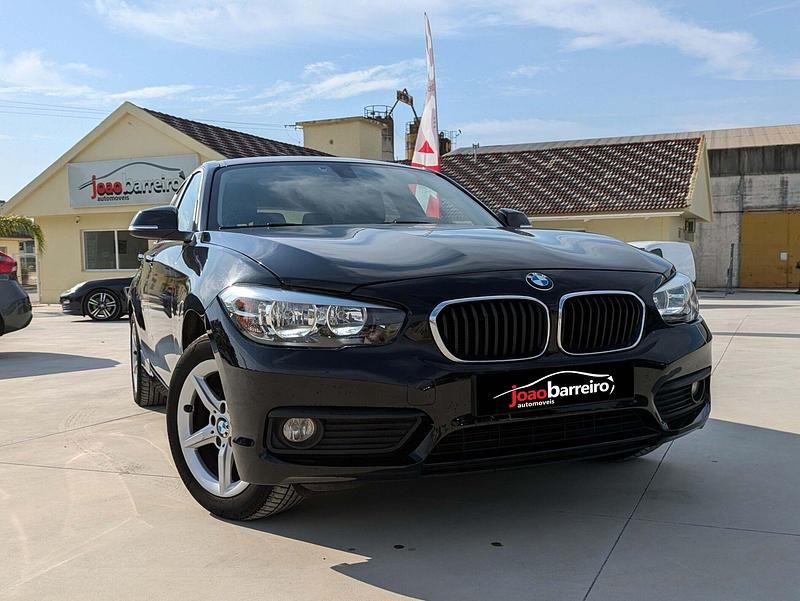 Preto Usado 2018 BMW 116 Advantage Citadino | € 18.650 (Preço justo) - Imagem 1/4