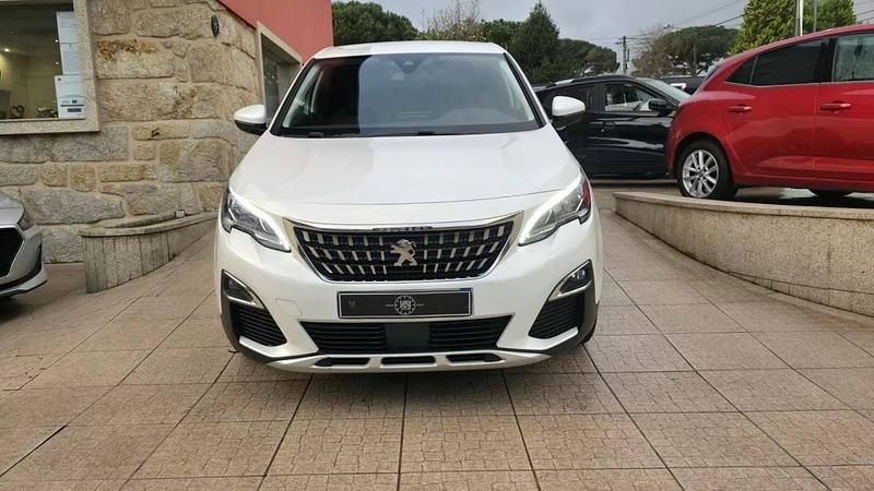Usado Peugeot 3008 Allure 130 HP (95 kW) 2018 Branco SUV
