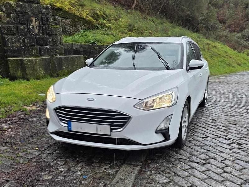 Usado Ford Focus 120 HP (88 kW) 2019 Branco Citadino