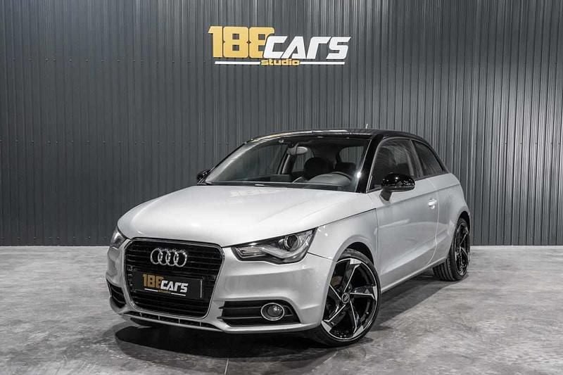 Usado Audi A1 90 HP (66 kW) 2012 Cinzento Citadino