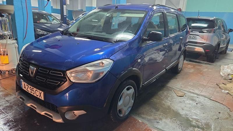 Usado Dacia Lodgy 110 HP (80 kW) 2020 Monovolume