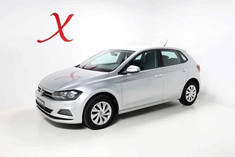 Cinza prata Usado 2018 VW Polo Comfortline | € 14.900 (Super Preço) - Imagem 1/4