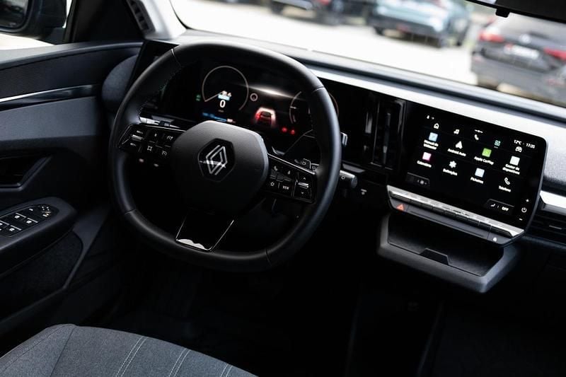 Usado Renault Mégane IV 95 kW (130 HP) 2022 Preto