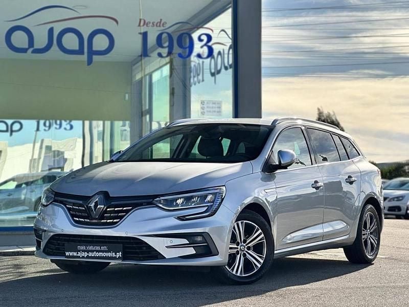 Cinzento Usado 2022 Renault Mégane IV Carrinha | € 18.670 (Preço justo) - Imagem 1/4