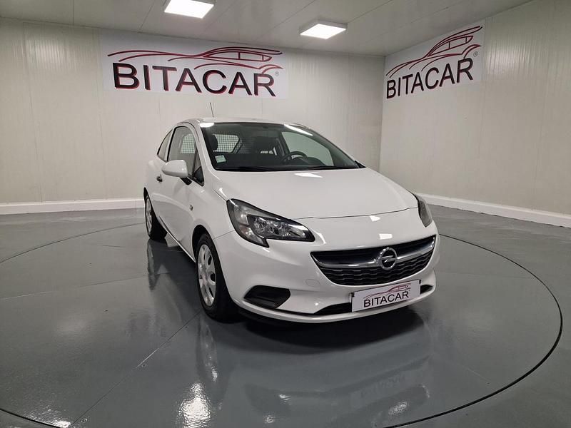 Branco Usado 2018 Opel Corsa | € 9.950 (Caro) - Imagem 1/4