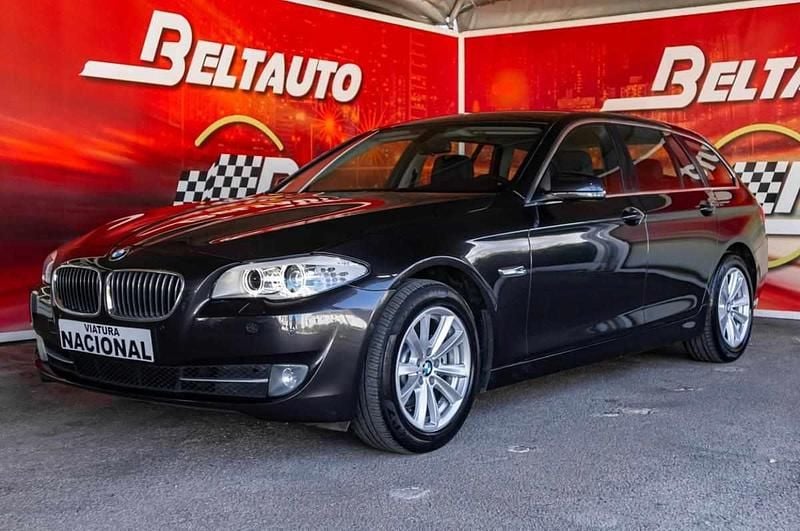 Cinza Usado 2013 BMW 520 Carrinha | € 14.700 (Preço justo) - Imagem 1/2