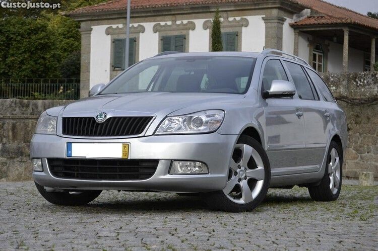 Cinza Usado 2011 Skoda Octavia SportLine Carrinha | € 6.500 (Preço justo) - Imagem 1/1