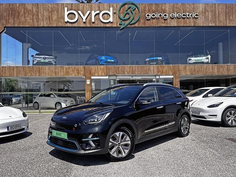 Azul Usado 2021 Kia e-Niro SUV | € 21.900 (Bom preço) - Imagem 1/4