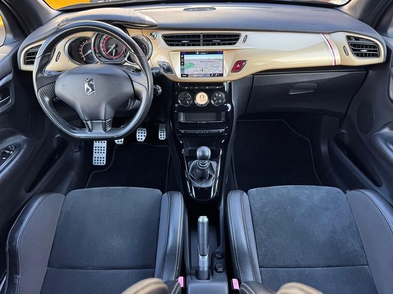 Usado DS Automobiles DS3 Performance 208 HP (152 kW) 2017 Preto Citadino