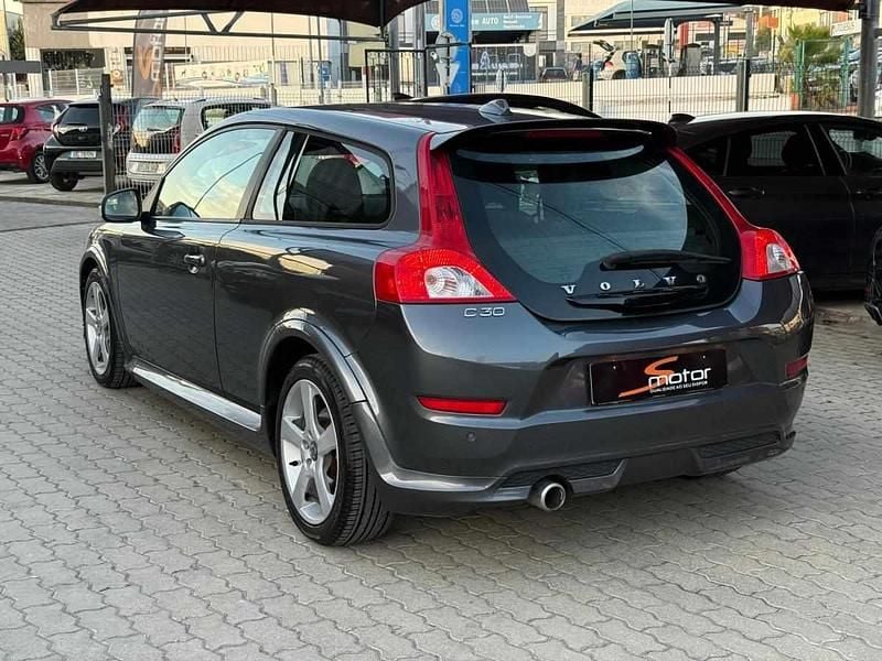 Usado Volvo C30 R-Design 115 HP (84 kW) 2013 Cinza Citadino