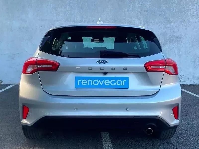 Usado Ford Focus Titanium 120 HP (88 kW) 2021 Cinzento Citadino