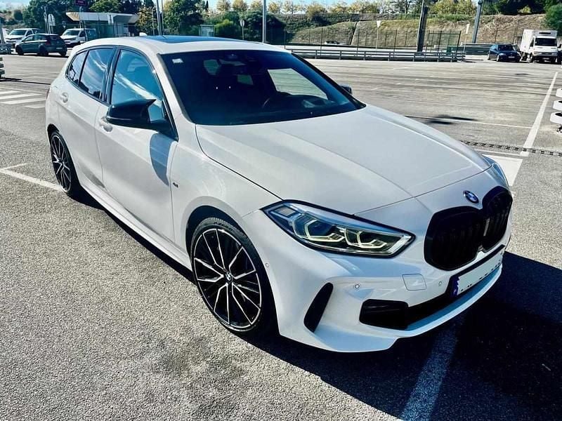 Usado BMW 116 116 HP (85 kW) 2021 Branco Citadino