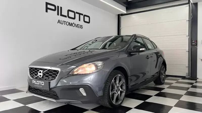 Cinza escuro Usado 2014 Volvo V40 CC Carrinha | € 15.990 (Preço justo) - Imagem 1/4