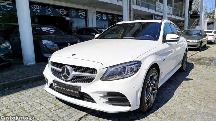 Branco Usado 2020 Mercedes C300e AMG line | € 29.900 (Preço elevado) - Imagem 1/1