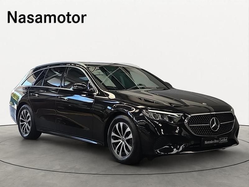 Preto Usado 2024 Mercedes E220 Carrinha | € 56.900 (Caro) - Imagem 1/4