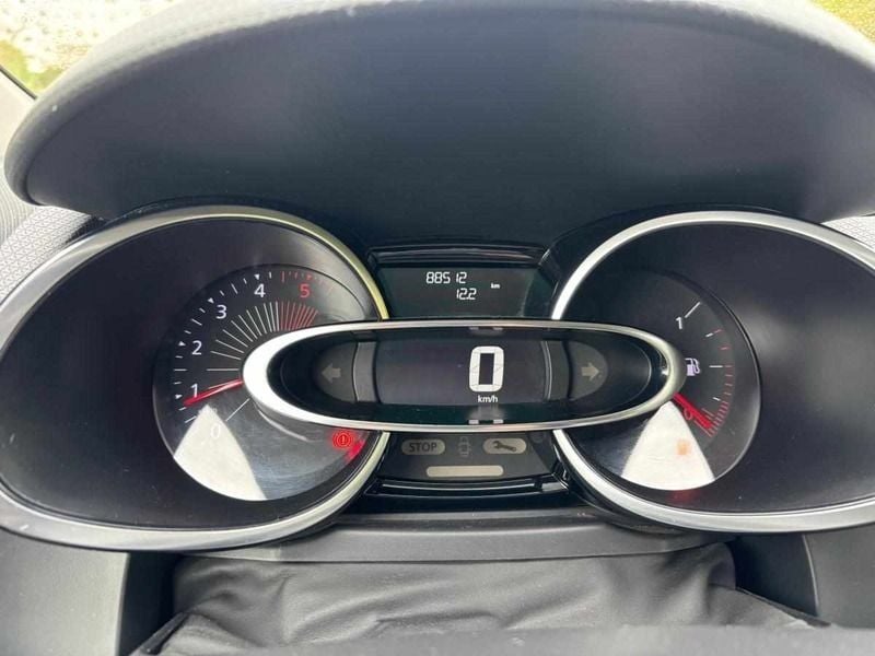 Vermelho Usado 2016 Renault Clio GrandTour Carrinha | € 7.990 (Super Preço) - Imagem 1/4