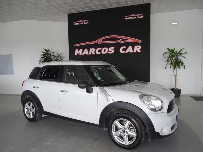 Branco Usado 2013 Mini Countryman SUV | € 13.900 (Caro) - Imagem 1/4