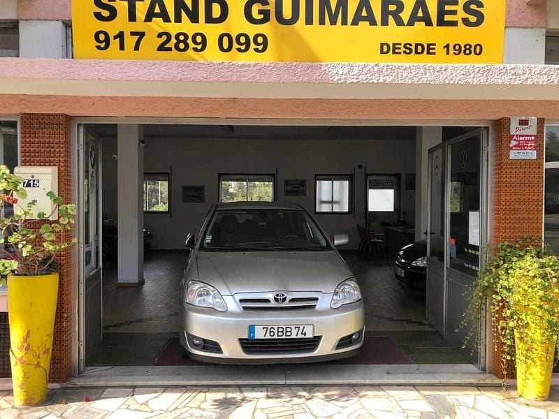Cinzento Usado 2006 Toyota Corolla Citadino | € 5.450 (Super Preço) - Imagem 1/4