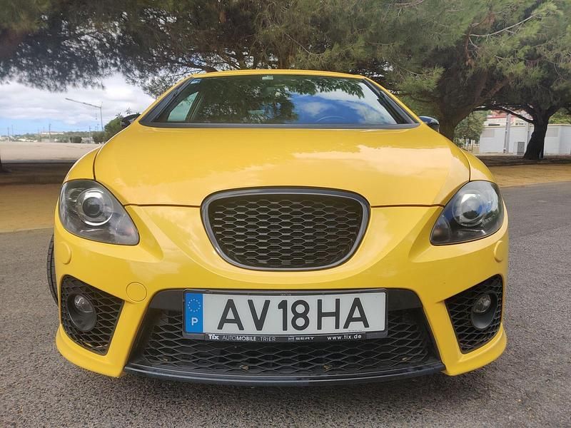 Usado Seat Leon CUPRA 240 HP (176 kW) 2009 Amarelo Citadino