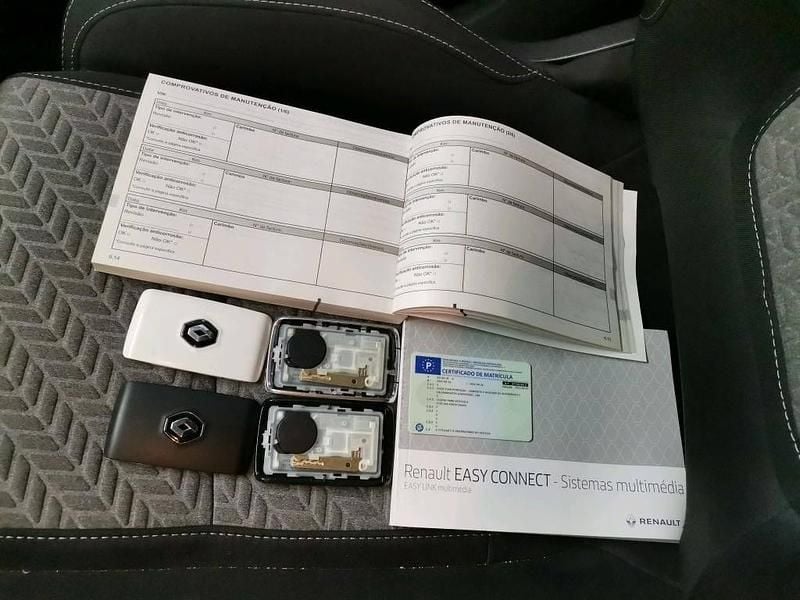 Cinzento Usado 2022 Renault Mégane IV Carrinha | € 17.900 (Preço justo) - Imagem 1/4