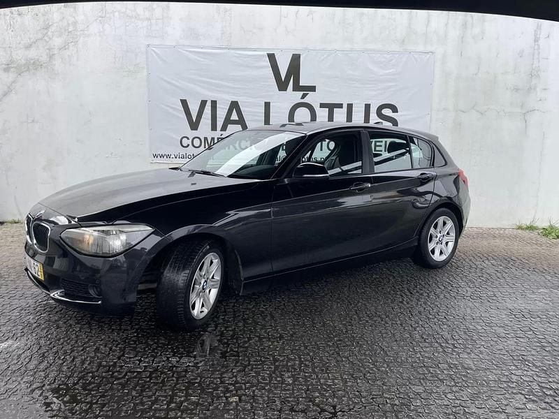 Usado BMW 116 116 HP (85 kW) 2012 Preto Citadino