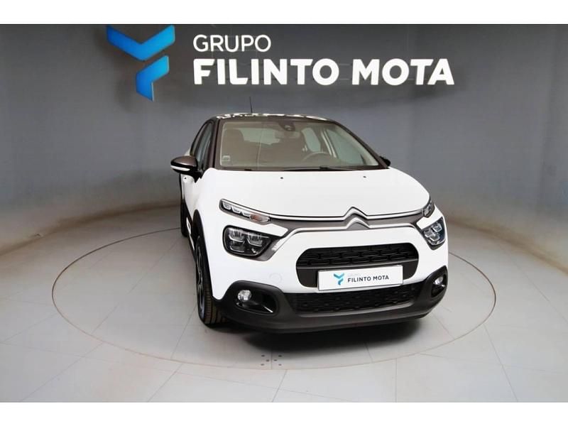 Branco Usado 2022 Citroën C3 PureTech Citadino | € 12.080 (Preço justo) - Imagem 1/4