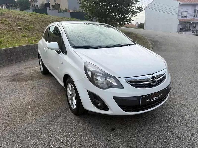 Usado Opel Corsa Active 85 HP (62 kW) 2014 Branco Citadino