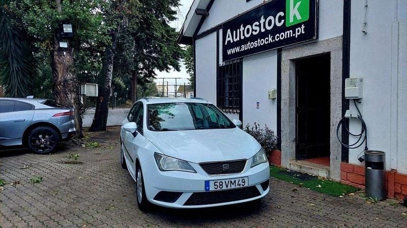 Branco Usado 2013 Seat Ibiza | € 6.900 (Preço justo) - Imagem 1/4